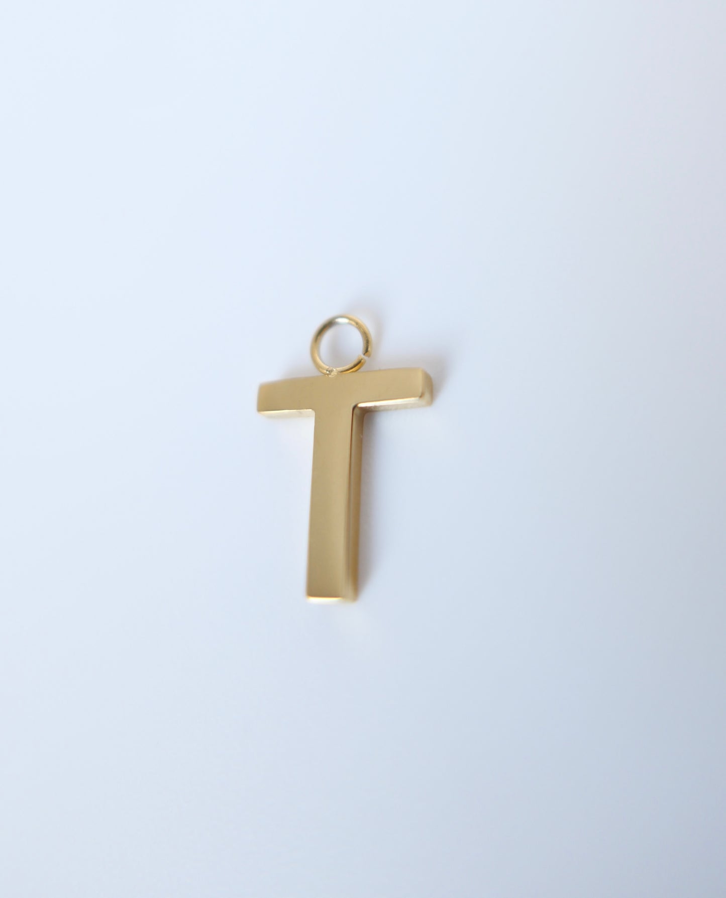 Lettre T charm