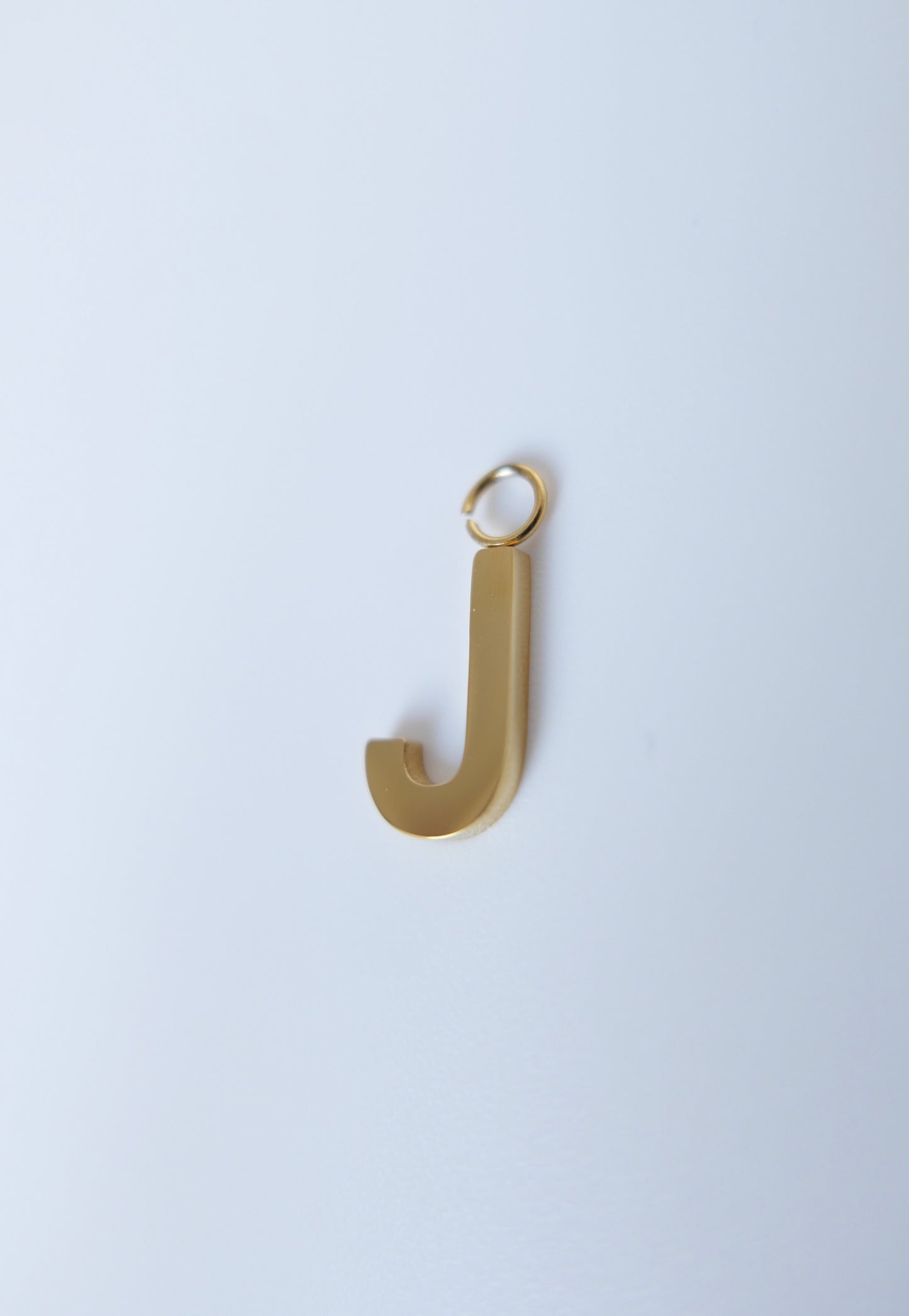 Lettre J charm