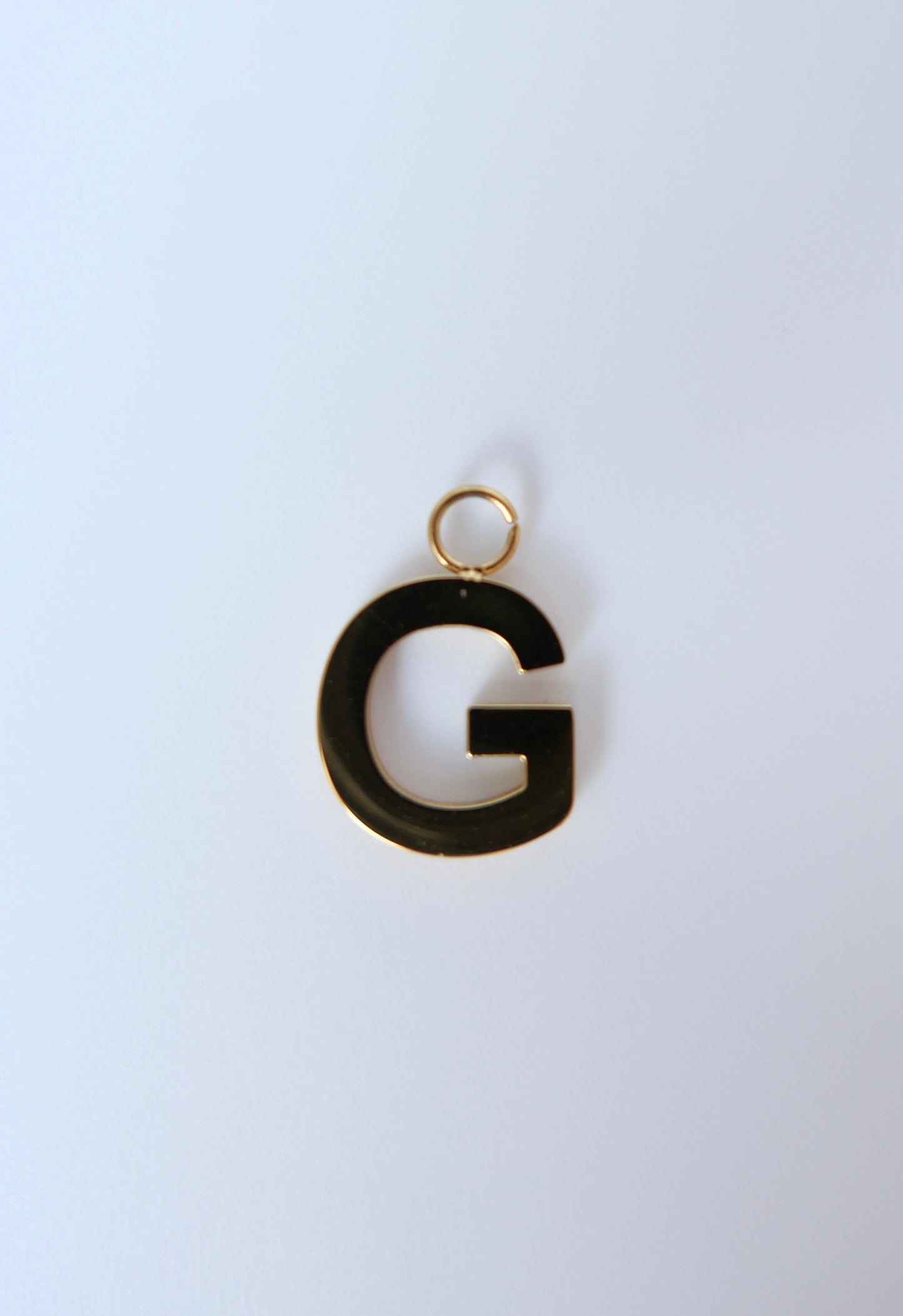 Lettre G charm