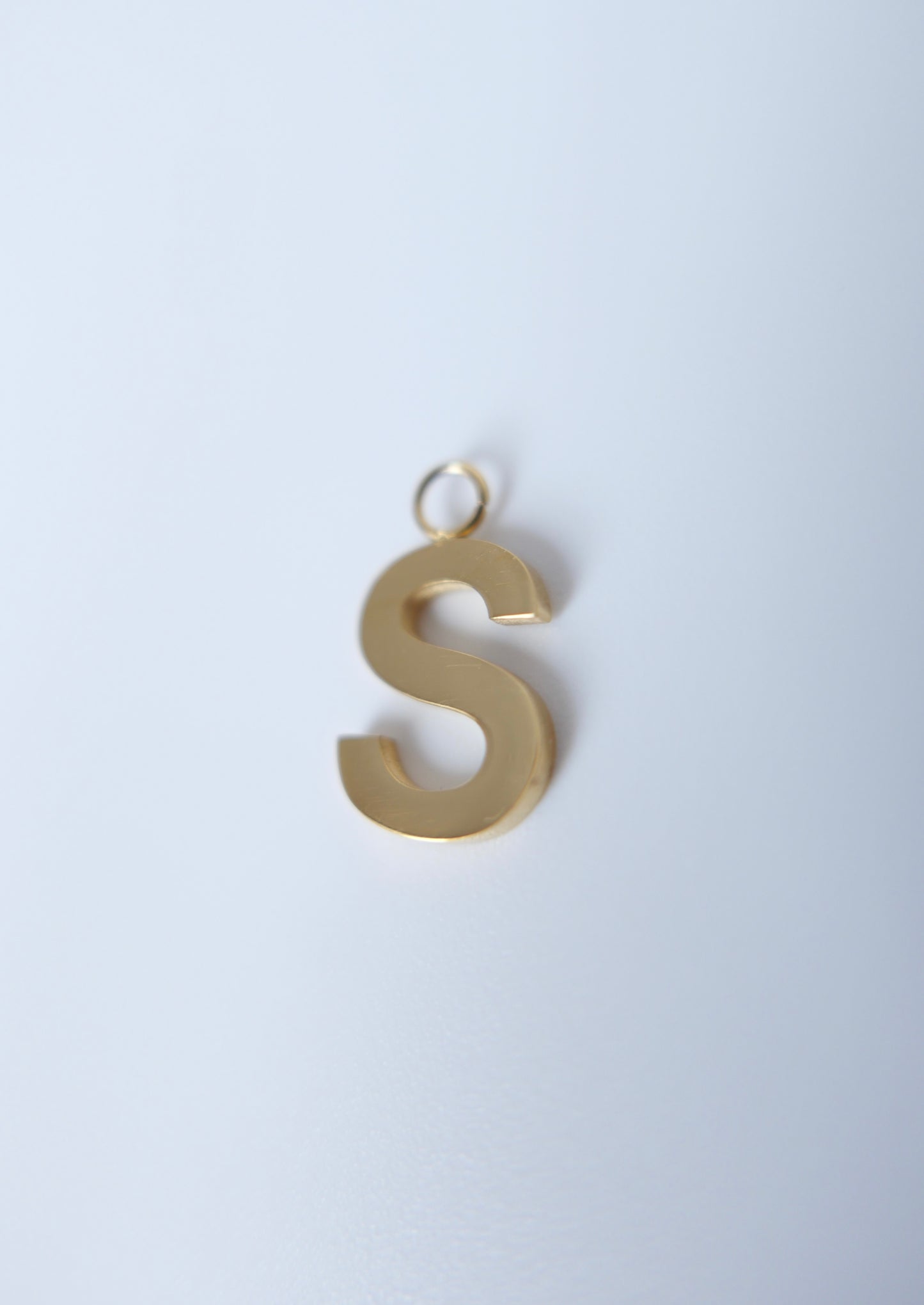 Lettre S charm