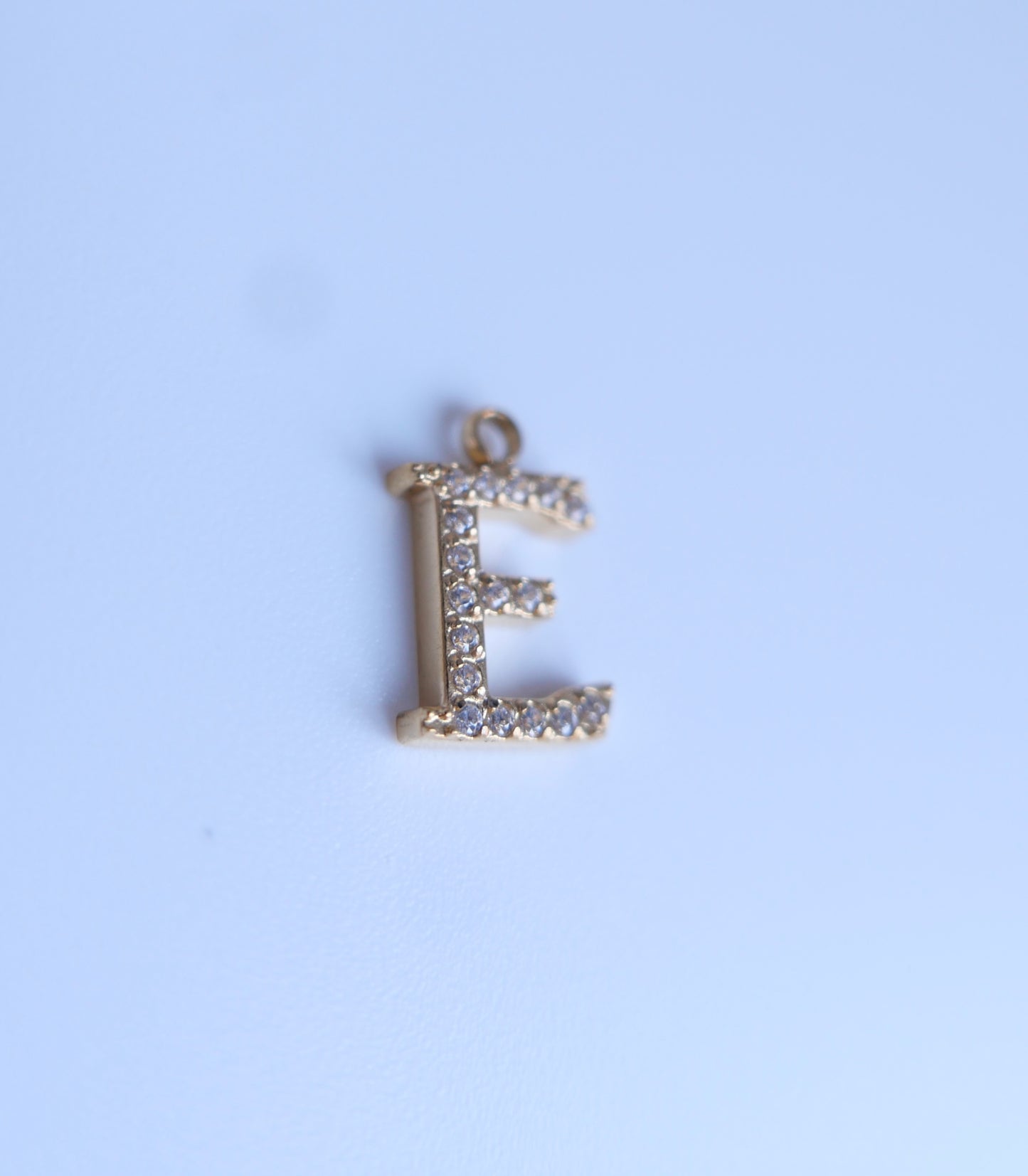 Lettre diamants E large 54