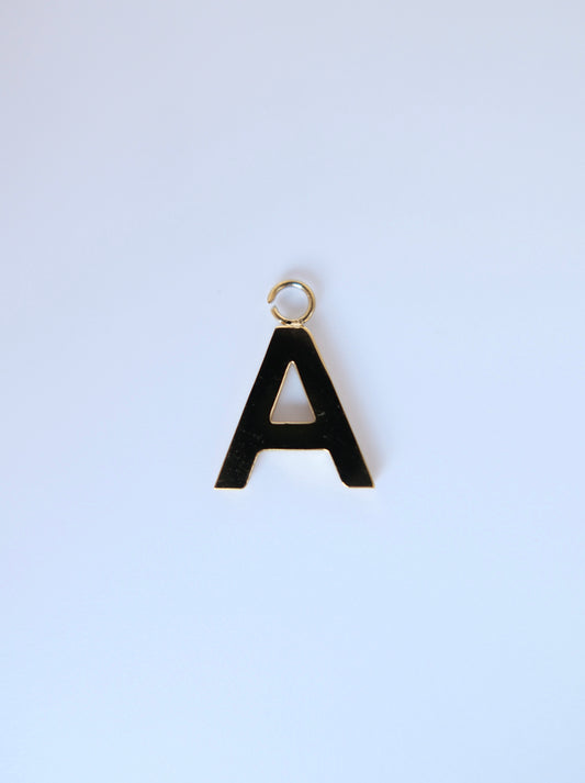 Lettre A charm