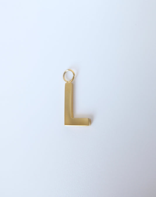 Lettre L charm
