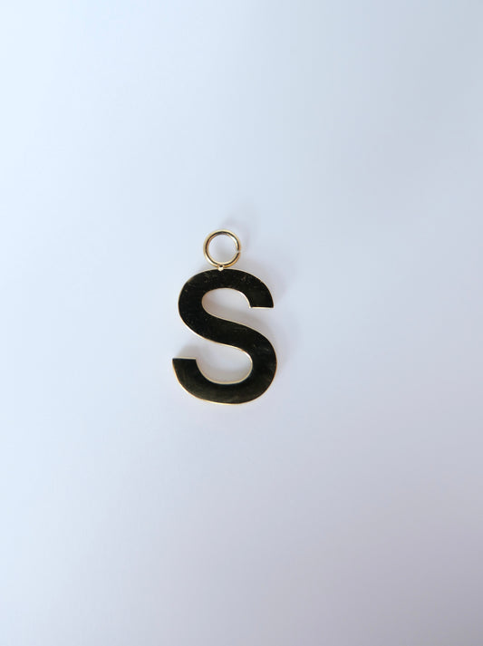 Lettre S charm