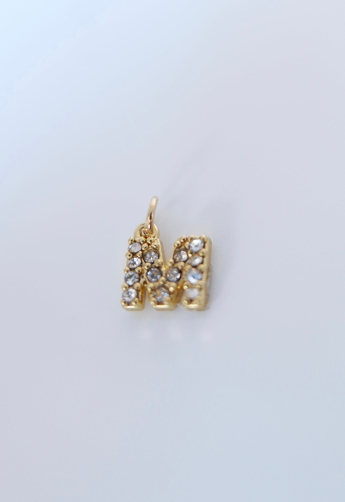 Lettre diamants M