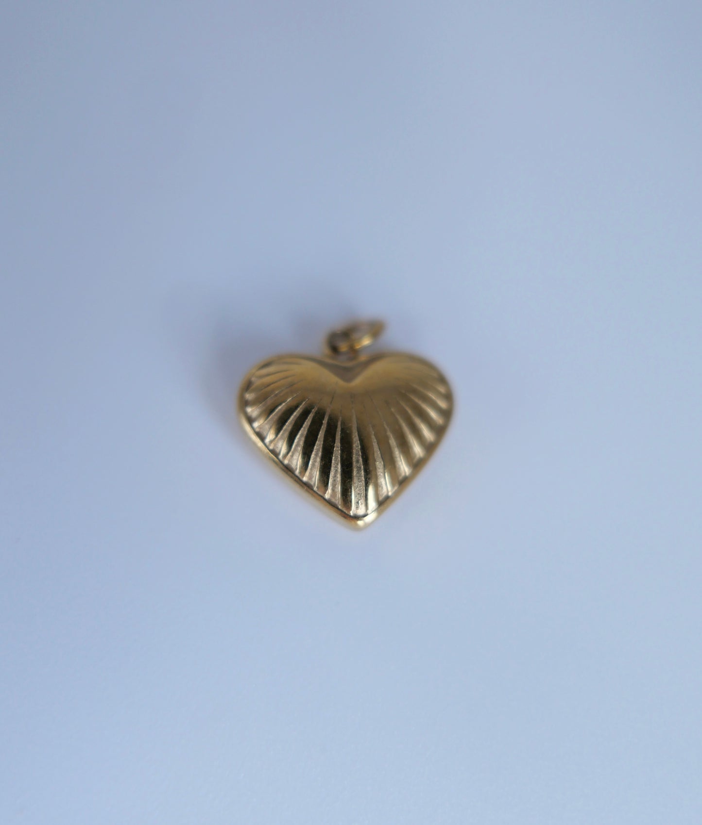 Gold heart 32