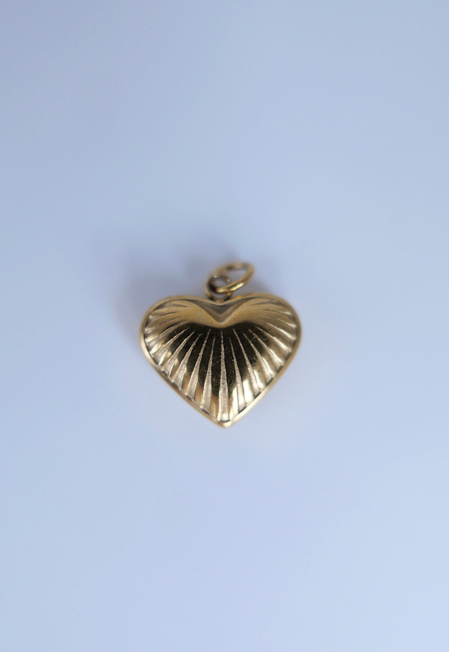 Gold heart 32