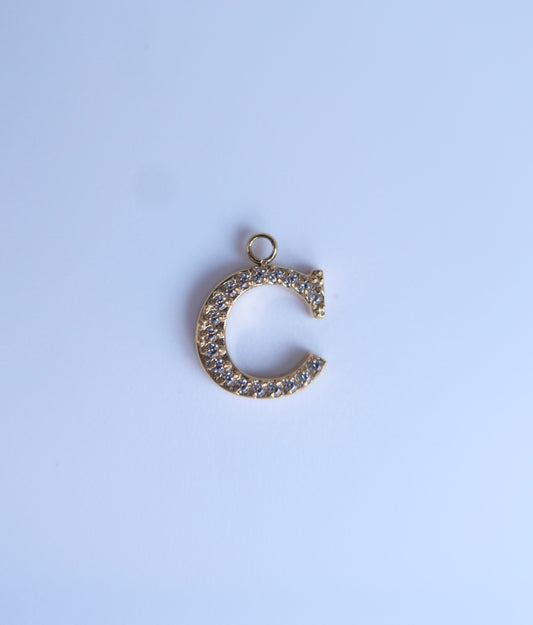 Lettre diamants C large 52