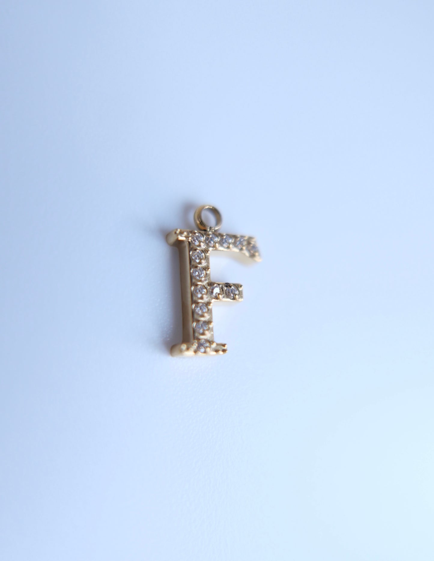 Lettre diamants F large 66