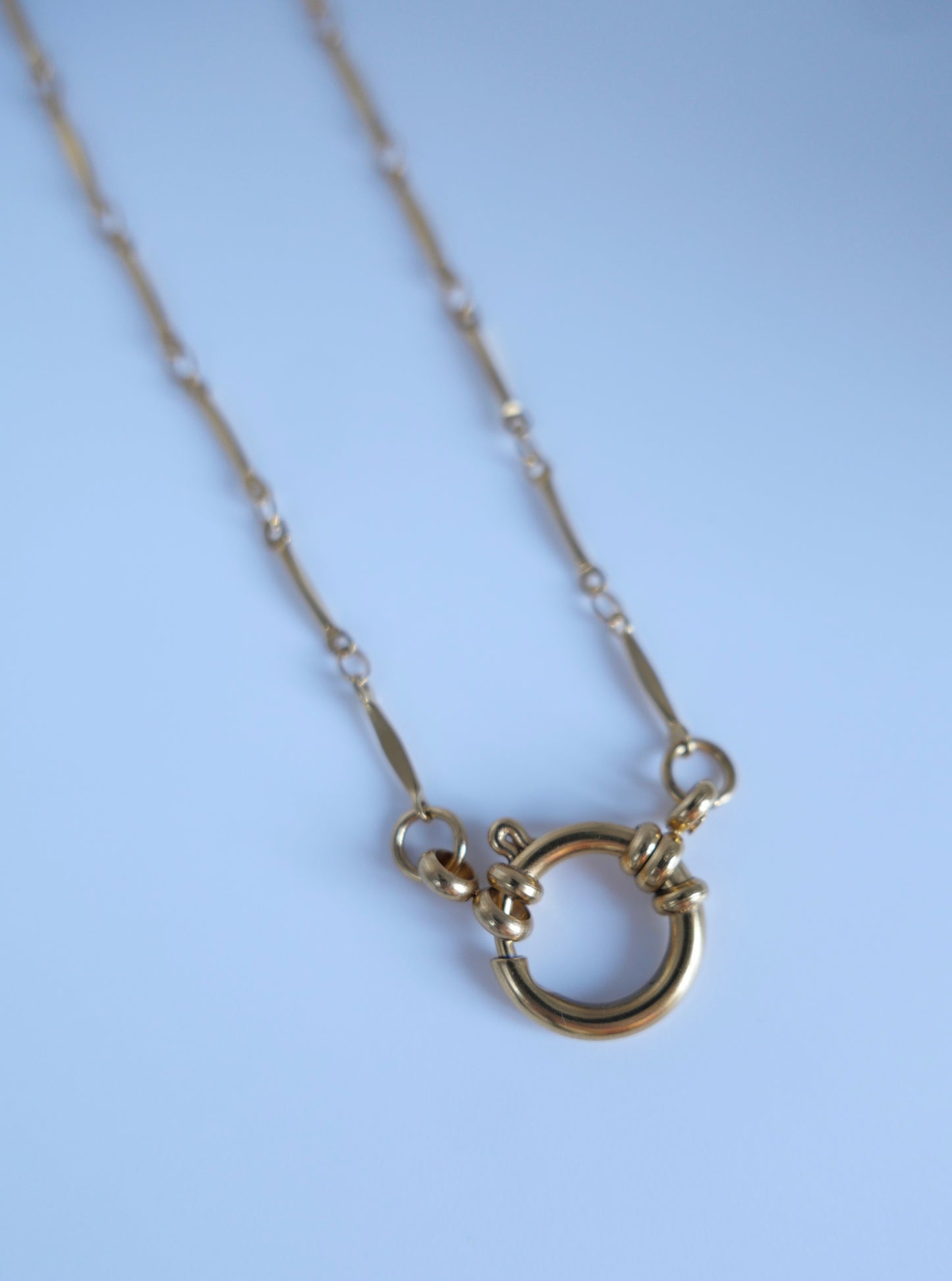 Collier fin anneaux rond