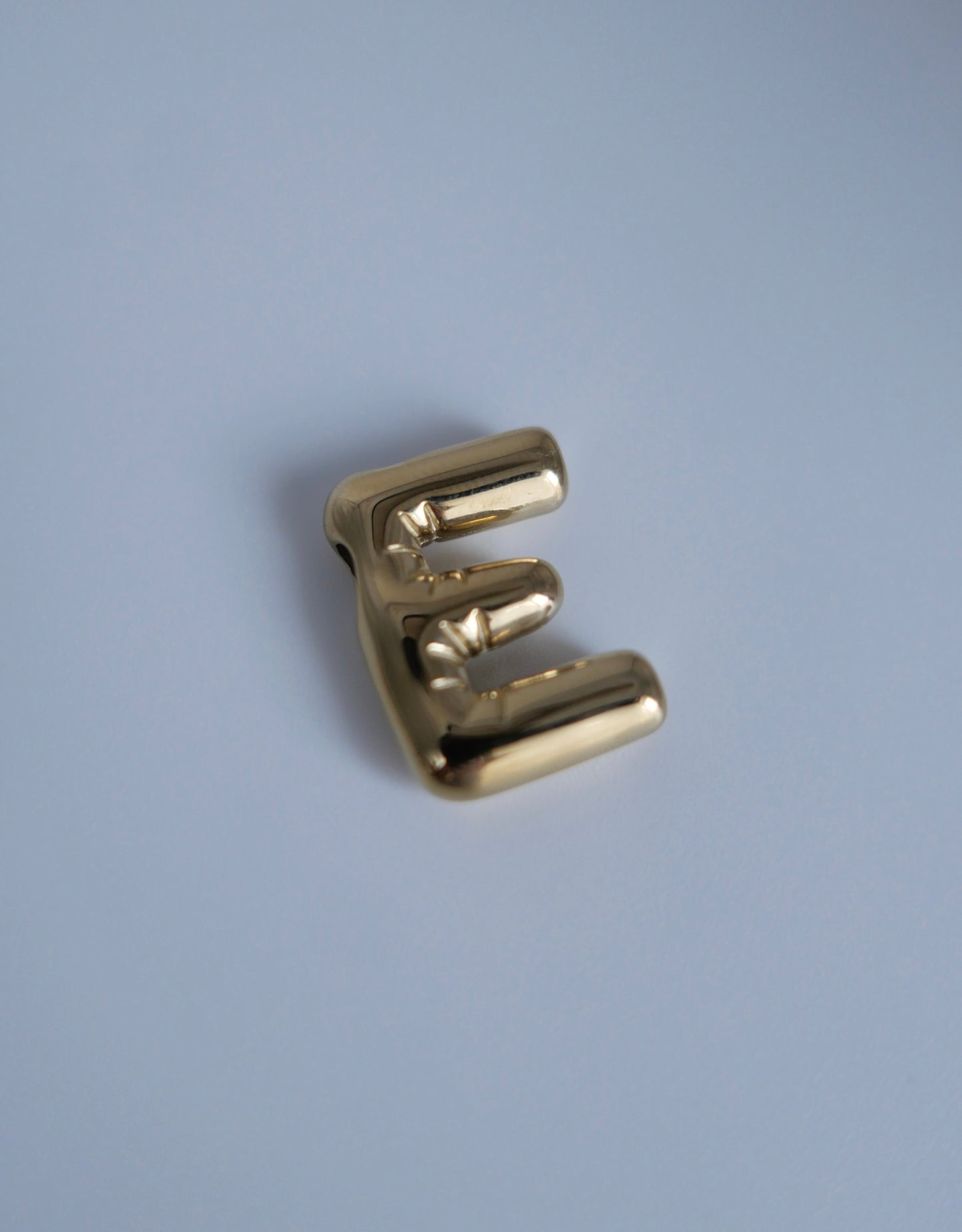 Collier lettre bulle